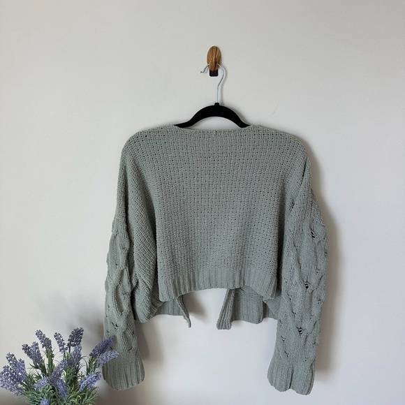 Green knitted cardigan - Picture 2 of 5
